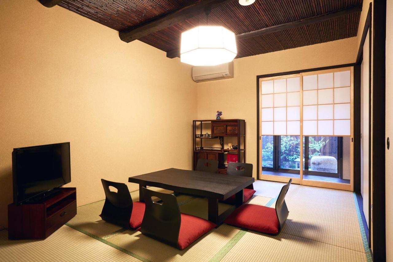 รินน์ คุโจะฟุจิโนะกิ เวสต์ Villa เกียวโต ภายนอก รูปภาพ